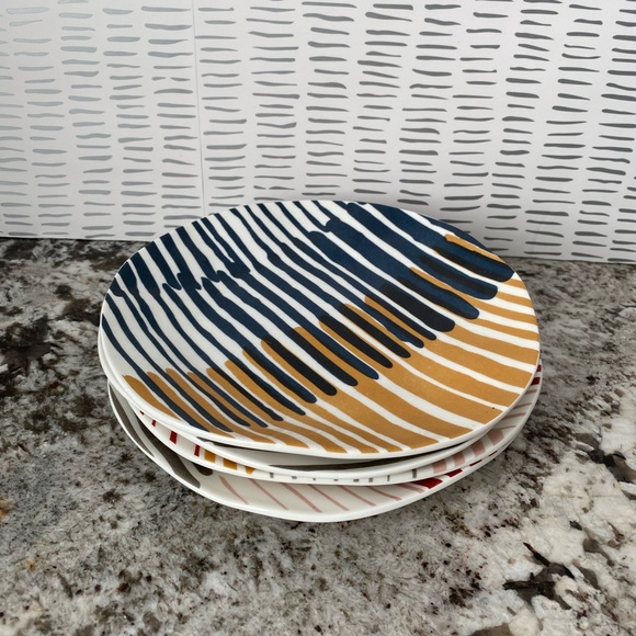 Crate and Barrel Salad Plates - Set of 4 - Picture 5 of 7